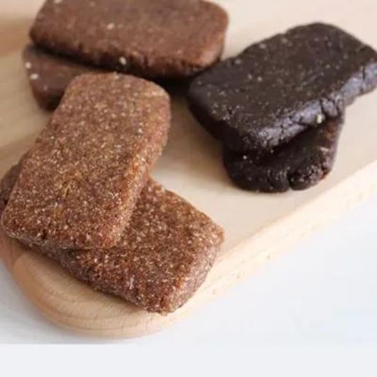 Picture Of DATE PASTE