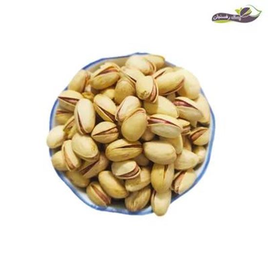 تصویر  پسته بادامی ایرانی